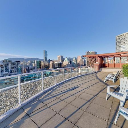 Loft In Downtown Vancouver With Free Parking Exterior photo
