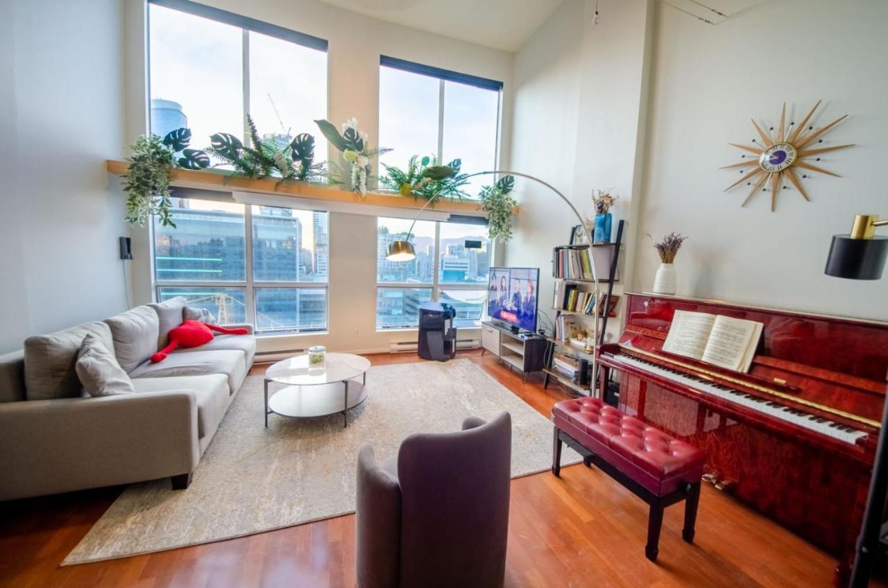 Loft In Downtown Vancouver With Free Parking Exterior photo