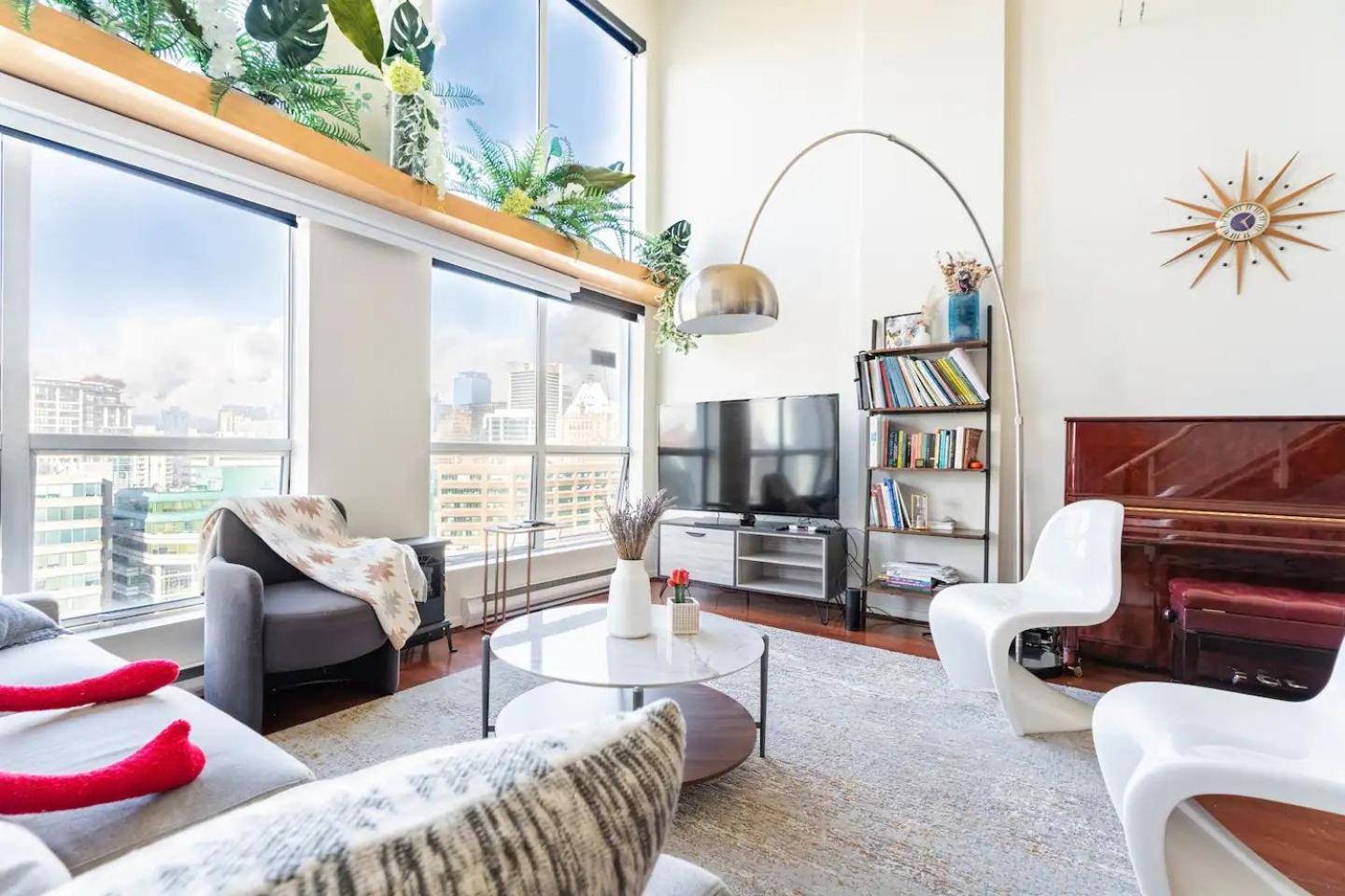 Loft In Downtown Vancouver With Free Parking Exterior photo