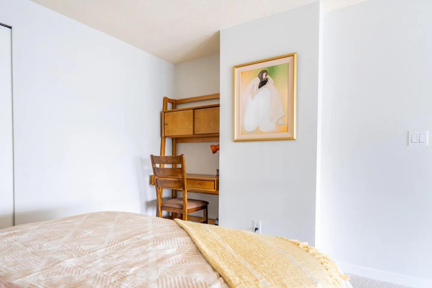 Loft In Downtown Vancouver With Free Parking Exterior photo